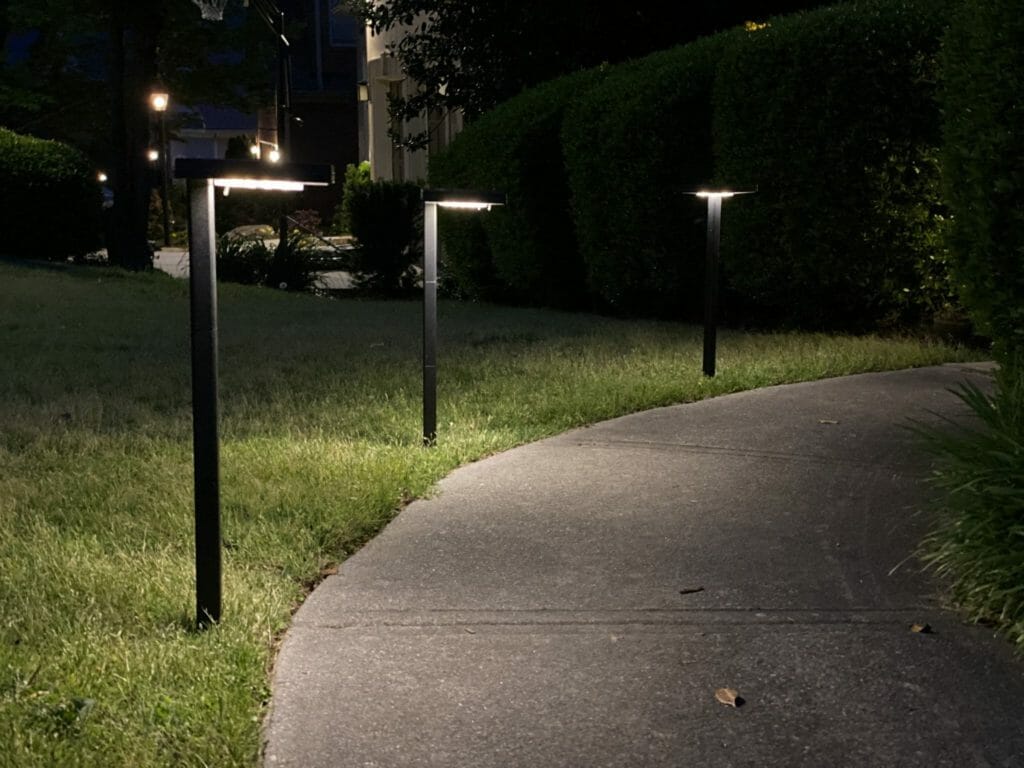 solar accent lighting for pathways